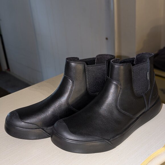 Black Keen Women's Elena Chelsea Leather Boot - Waterproof - Black - Size 8.5 - Picture 2 of 6